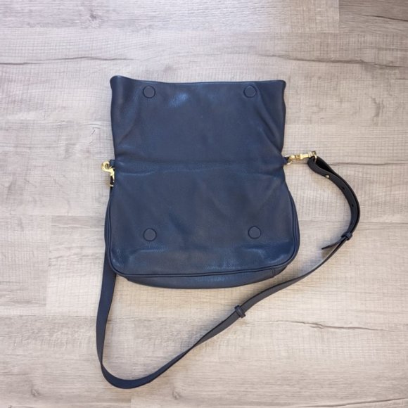 Tory Burch Amanda Crossbody - Picture 4 of 9